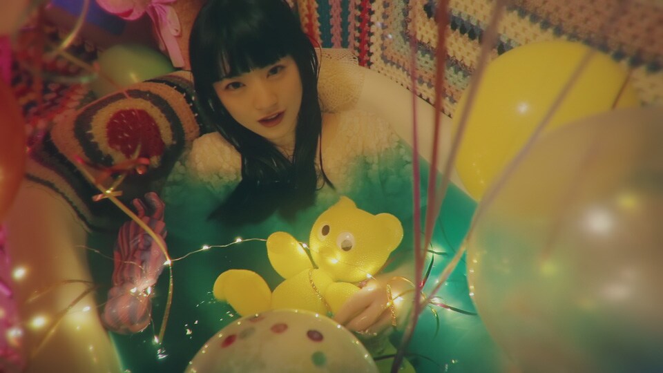 Nakanoまる、湯船に浸かって「メルヘンチックじゃない」と歌う