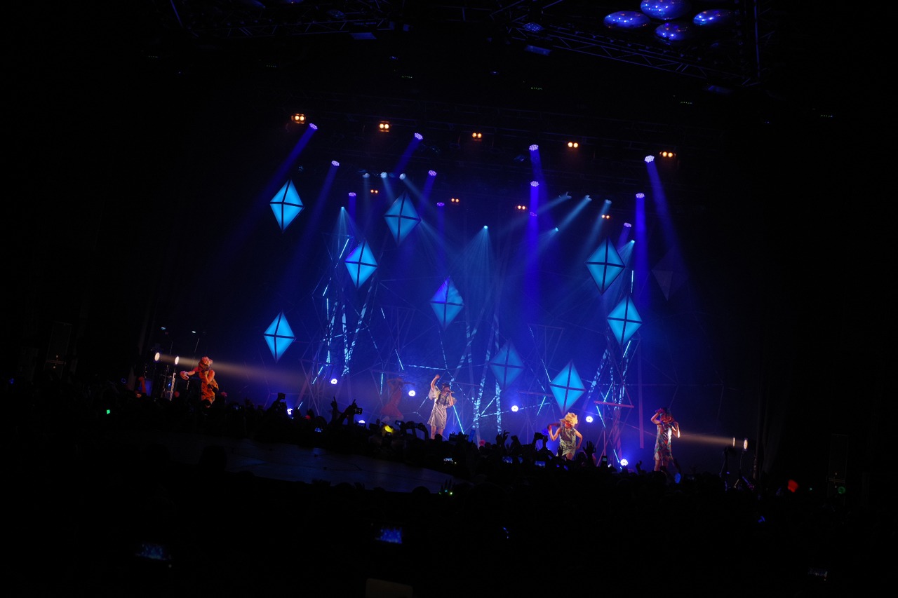 「ASOBINITE!!! -KYARY PAMYU PAMYU BIRTHDAY SPECIAL-」の様子。