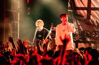 NOISEMAKER「RED APHELION TOUR FINAL」の様子。（Photo by Takashi "TAKA" Konuma）
