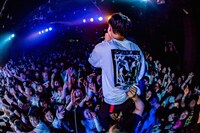 NOISEMAKER「RED APHELION TOUR FINAL」の様子。（Photo by Takashi "TAKA" Konuma）