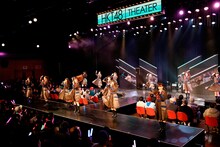 HKT48 チームKIV 「制服の芽」初日公演の様子。(c)AKS