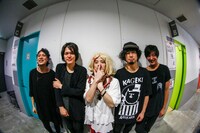 終演後の記念撮影。（撮影：西槇太一）