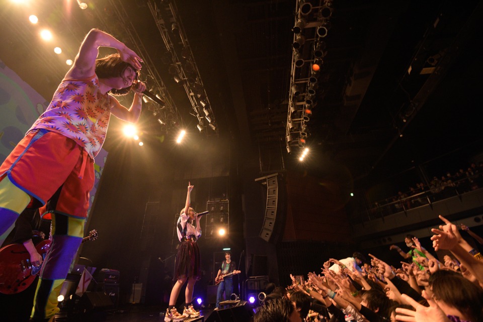 「魔法少女になり隊 ワンマンツアー～まだ知らぬ勇者たちへ～」東京・TSUTAYA O-EAST公演の様子。