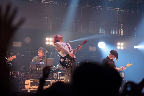 「Dragonash Live Tour MAJESTIC Final」の様子。