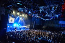 FRONTIER BACKYARD（撮影：清水ケンシロウ）