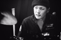 KAZI（THE BLACK COMET CLUB BAND、THE JUNEJULYAUGUST、HUMAN TAIL、NO MORE LIES、ex. REDЯUM）