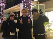 左から堀田茜、Ms.OOJA、飯島寛騎。
