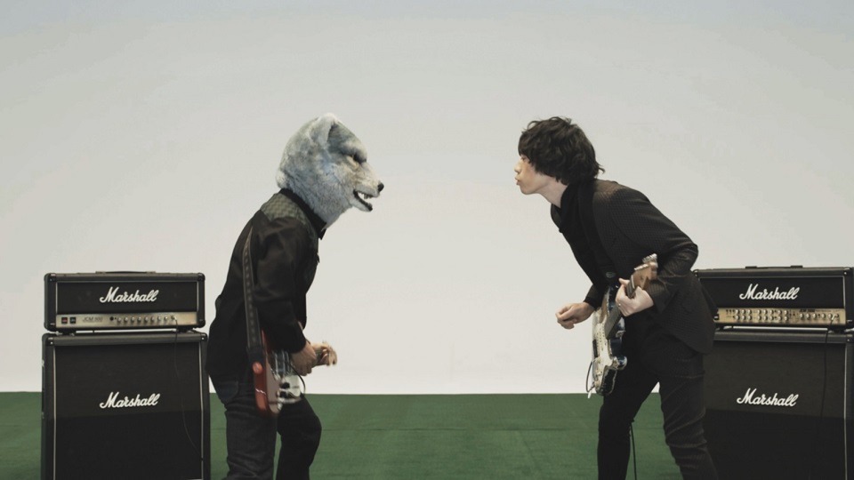 MAN WITH A MISSION「Freak It! feat.東京スカパラダイスオーケストラ」ミュージックビデオのワンシーン。