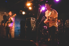 台風クラブのレコ発、深夜のLOFTに「ダンスフロアのならず者」集合