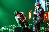 B'z