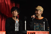 KEYTALKの首藤義勝（Vo, B）、小野武正（G）。