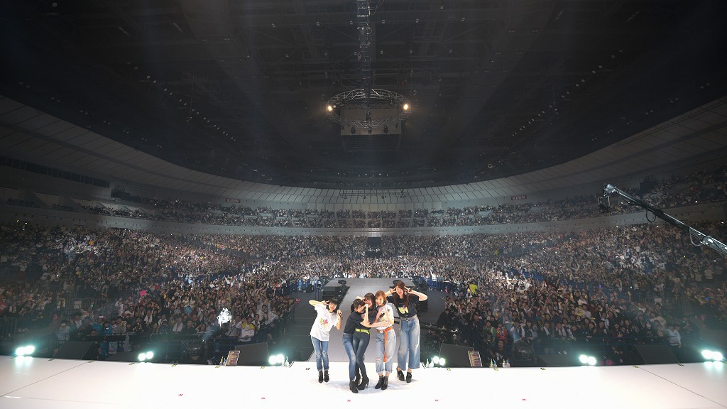 Little Glee Monster「Little Glee Monster Arena Tour 2018 - juice !!!!! -」神奈川・横浜アリーナ公演の模様。（写真提供：Sony Music Records）
