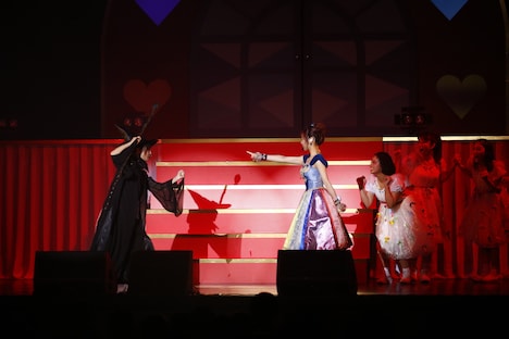 「楠田亜衣奈 さんくっすんBIRTHDAY 2018 ～COLOR PALETTE SHOW～」東京・チームスマイル・豊洲PIT公演の様子。（撮影：佐藤薫）