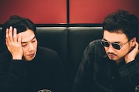 荒内佑（cero）と前野健太。