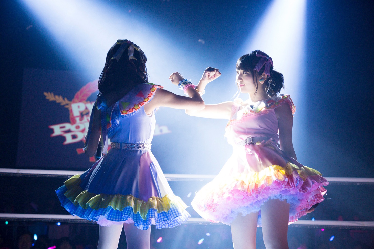 Pyxis「Pyxis Live 2018 "Pyxis Party" ～Pop-up Dream Match～」の模様。（写真提供：テイチクエンタテインメント）