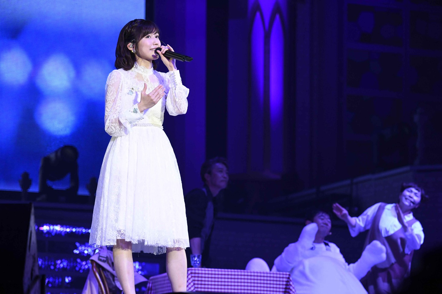 渡辺麻友