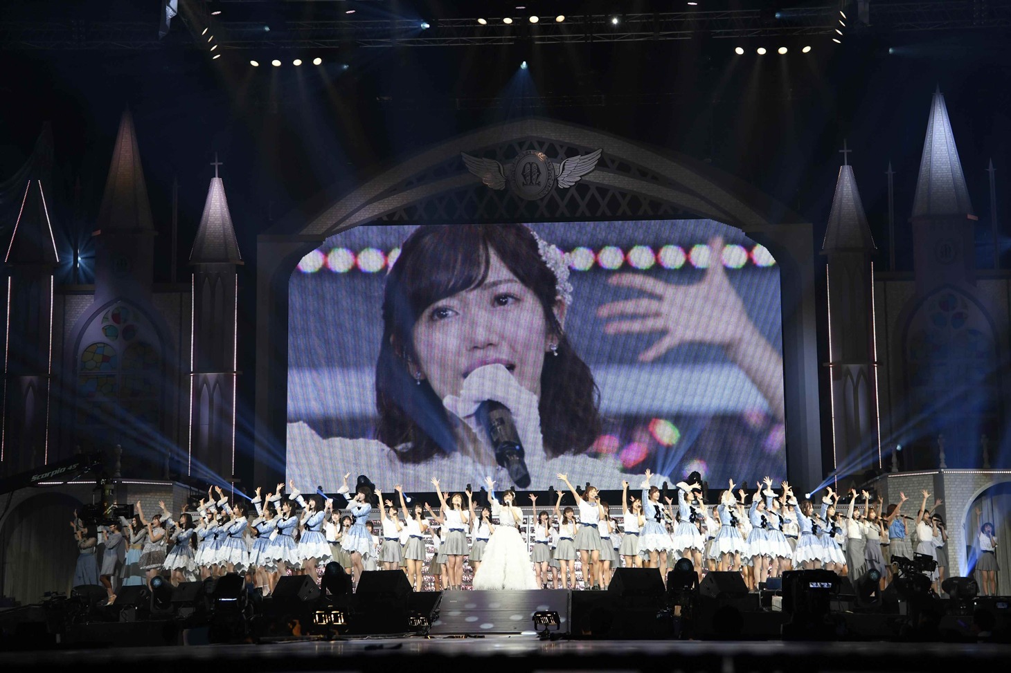 「渡辺麻友卒業コンサート～みんなの夢が叶いますように～」より。