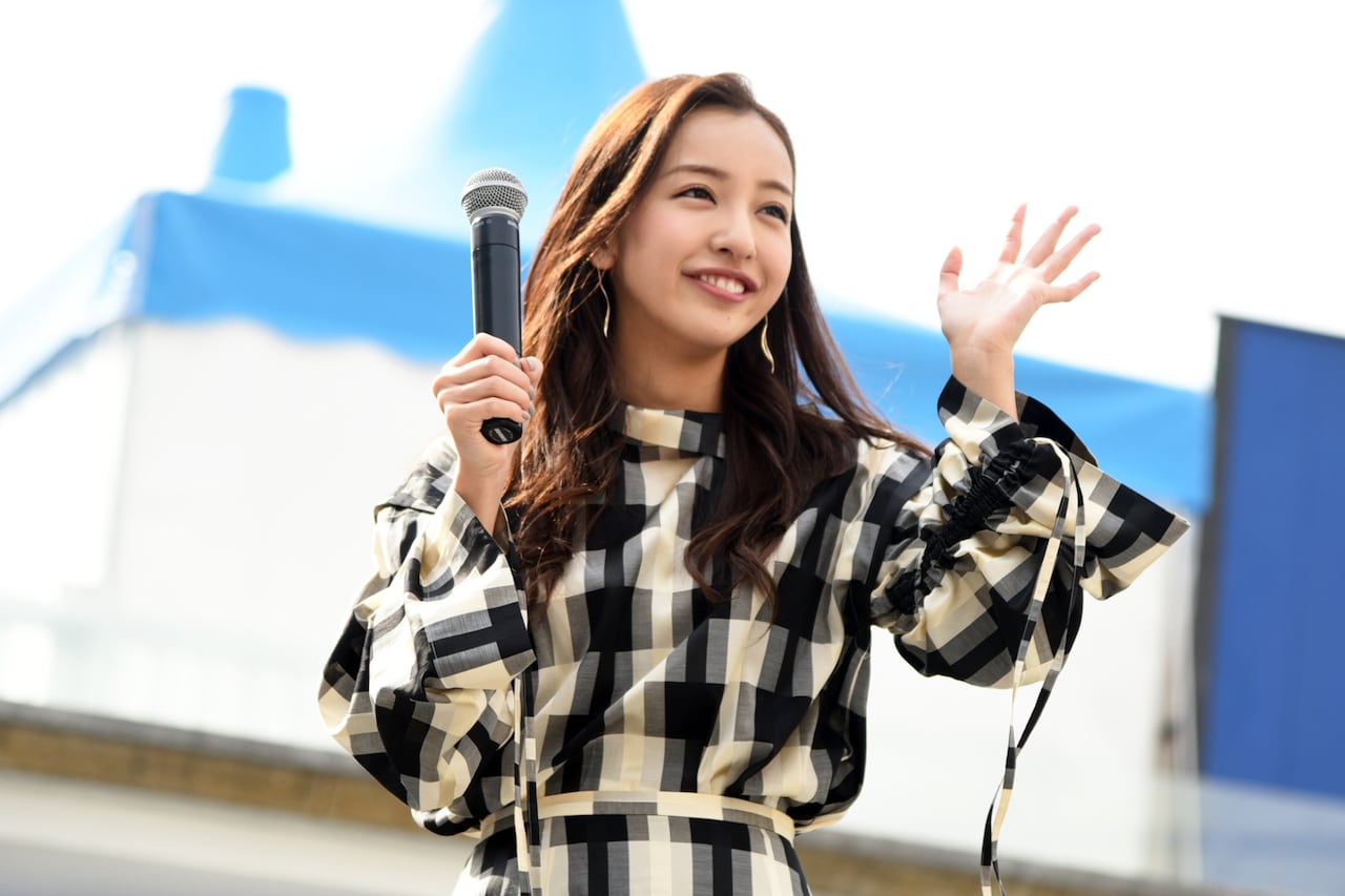 板野友美「ずっとやりたかった」生バンド編成の全国ツアー決定