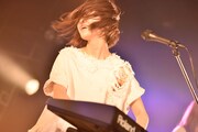 蒼山幸子（Vo, Key）（Photo by AZUSA TAKADA）