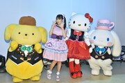 左からポムポムプリン、上坂すみれ、ハローキティ、シナモン。