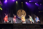 チームしゃちほこ「鯱詣2018」東京・Zepp Tokyo公演の様子。