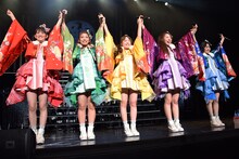 チームしゃちほこ「鯱詣2018」東京・Zepp Tokyo公演の様子。