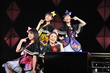 「ニッポン放送 ももいろクローバーZ ももクロくらぶxoxo ～バレンタイン DE NIGHT だぁ～Z！ 2018」2月11日「表」公演の様子。（写真提供：ニッポン放送）