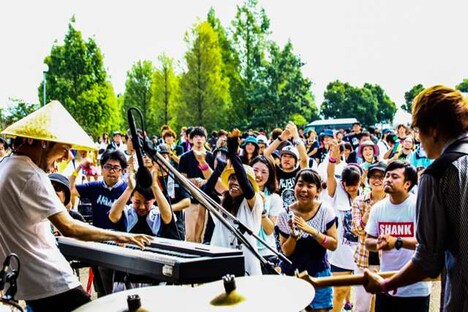 昨年9月に行われた「EAT THE ROCK 2017 -竜王食音祭-」の様子。