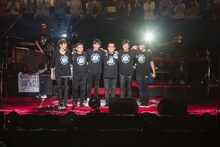 寺岡呼人バースデーライブ「50歳／50祭」の様子。（撮影：古賀恒雄）