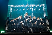 けやき坂46 2期生「おもてなし会」千葉・幕張イベントホール公演の様子。（写真提供：Sony Music Records）