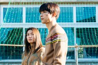 映画「リバーズ・エッジ」のワンシーン。