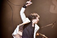 コヤマシュウ（撮影：小見山峻）