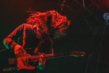 ケンゴマツモト（G / THE NOVEMBERS）（撮影：創-sou-）