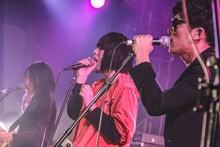 左から小林祐介（THE NOVEMBERS）、SHO ASAKAWA（PLASTICZOOMS）、KENT（Lillies and Remains）。（撮影：創-sou-）