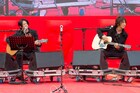 GLAYのTERU&TAKURO、晴天のサン・マルコ広場でバラード熱演