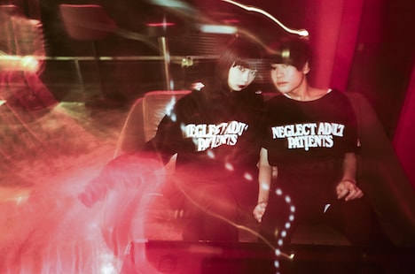 「NEGLECT ADULT PATiENTS」イメージ