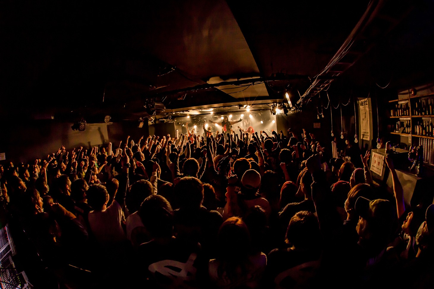 HER NAME IN BLOOD（Photo by Takashi "TAKA" Konuma）