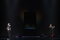 三浦大知と絢香のコラボの様子。（提供：avex trax）