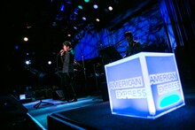 「American Express presents 藤井フミヤ 特別公演」の様子。［photo by TAWARA（magNese）］