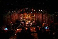 「American Express presents 藤井フミヤ 特別公演」の様子。［photo by TAWARA（magNese）］