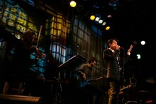 「American Express presents 藤井フミヤ 特別公演」の様子。［photo by TAWARA（magNese）］