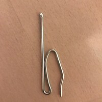 「ニガミ17才b」早期購入予約特典の「カーテンとレールを繋げるやつ」。