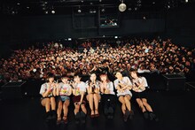 callme×フィロソフィーのダンス「レッツ・スティック・トゥギャザー」東京・WWW X公演の様子。（Photo by Genki Arata）