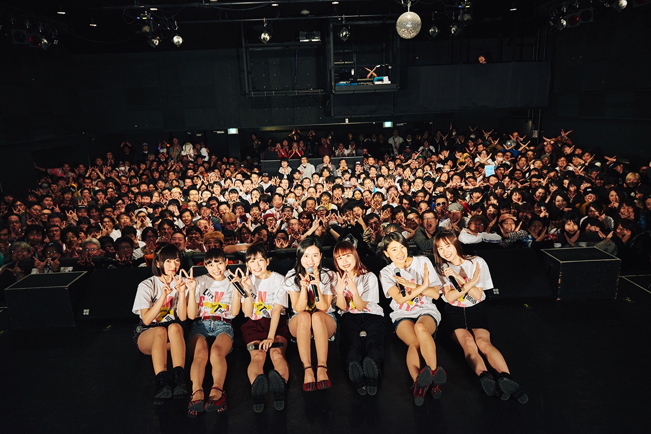 callme×フィロソフィーのダンス「レッツ・スティック・トゥギャザー」東京・WWW X公演の様子。（Photo by Genki Arata）