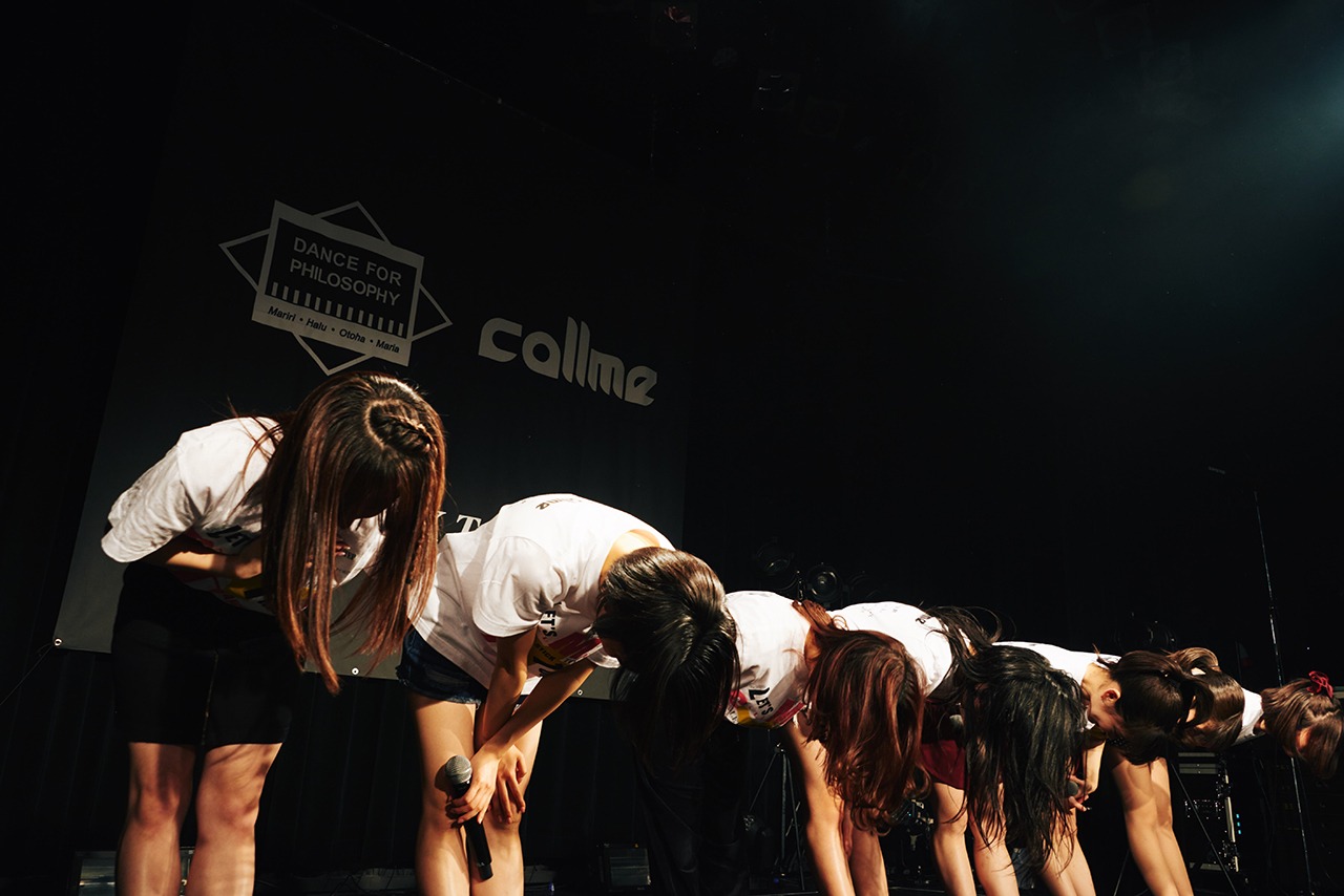 callmeとフィロソフィーのダンス。（Photo by Genki Arata）