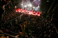 「A FLOOD OF CIRCUS 2018」の様子。（Photo by Viola Kam (V'z Twinkle)）