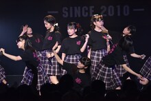 さくら学院「The Road to Graduation 2017 ～Sakura de Sacas～」アンコールの様子。