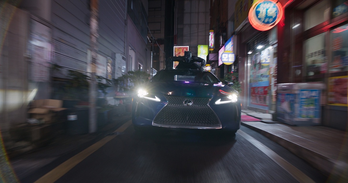 「ブラックパンサー」のワンシーン。