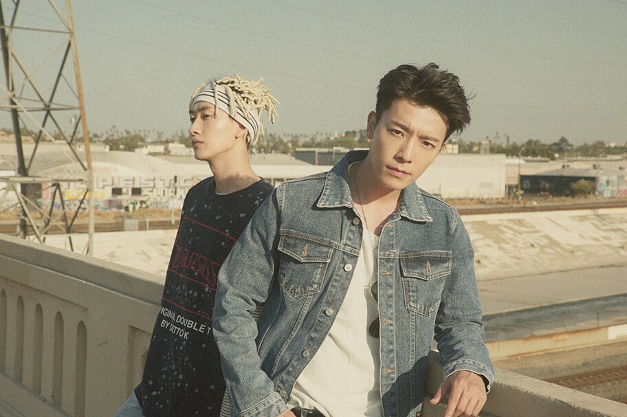 SUPER JUNIOR-D&Eがコップのフチに降臨、K-POP勢初