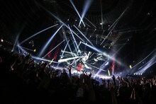 THE ORAL CIGARETTES（撮影：鈴木公平）